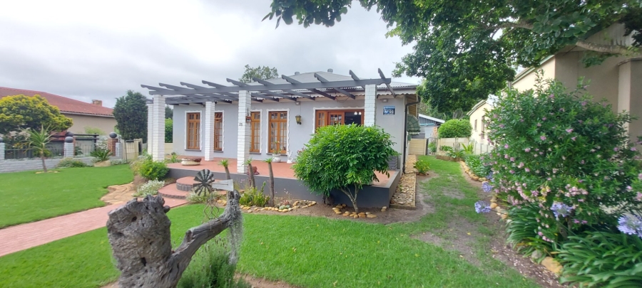 3 Bedroom Property for Sale in Albertinia Western Cape